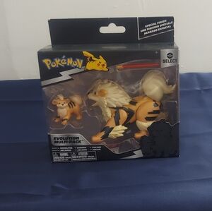 Pokemon Select Evolution Multi-Pack with Orange and White Figures